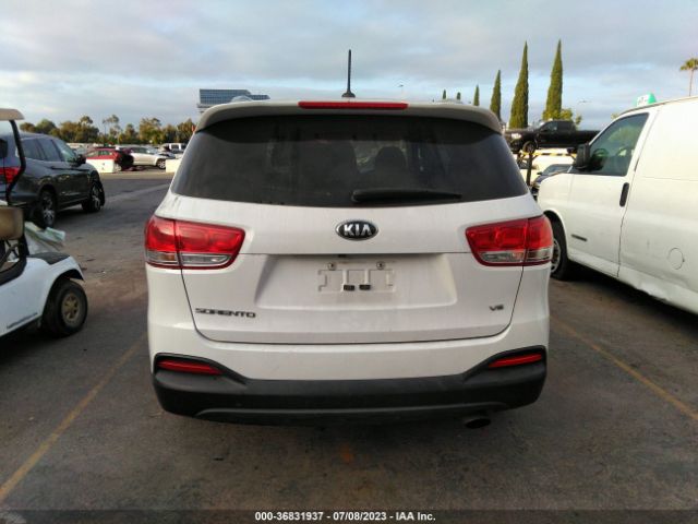 5XYPG4A53JG388106 KIA Sorento Lx V6