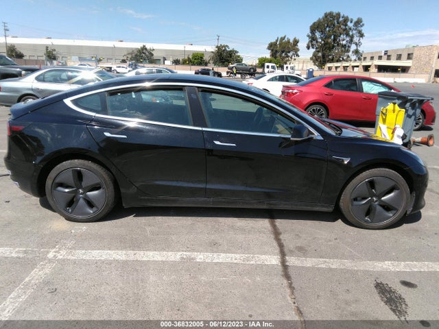 Tesla Model 3 Long Range/performance 2019 5YJ3E1EB4KF208711 Image 3