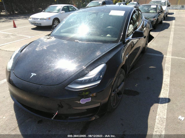 Tesla Model 3 Long Range/performance 2019 5YJ3E1EB4KF208711 Image 2