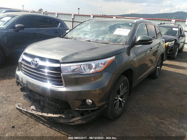 Toyota Highlander Xle 2016 5TDJKRFH9GS275275 Image 2