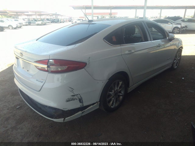 3FA6P0LU4HR314076 Ford Fusion Hybrid Se