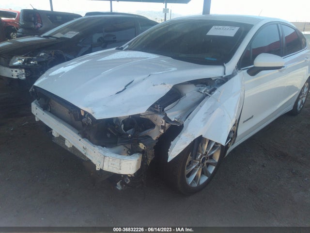 3FA6P0LU4HR314076 Ford Fusion Hybrid Se