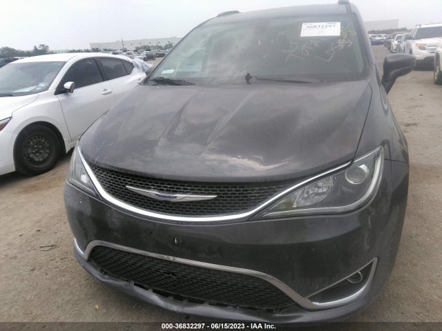 Chrysler Pacifica Touring 2020 аукцион фото