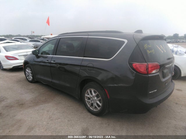 Chrysler Pacifica Touring 2020 аукцион фото