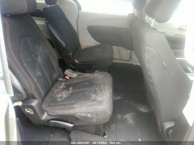 Chrysler Pacifica Touring 2020 аукцион фото