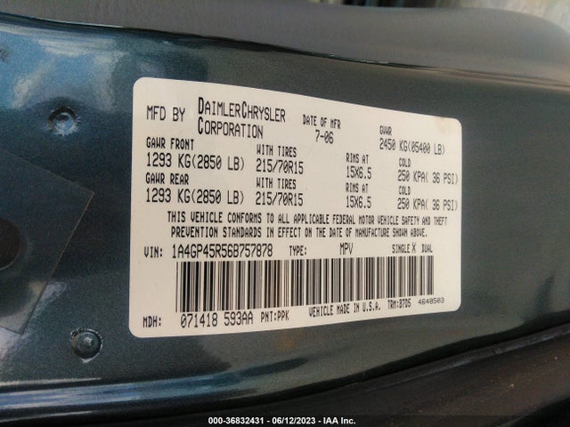 2006 CHRYSLER TOWN & COUNTRY SWB VIN: 1A4GP45R56B757878