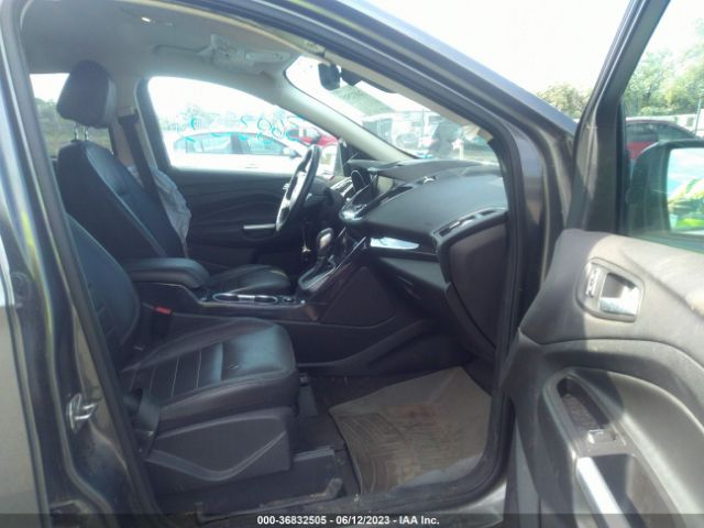 1FMCU9J93EUA71496 Ford Escape Titanium