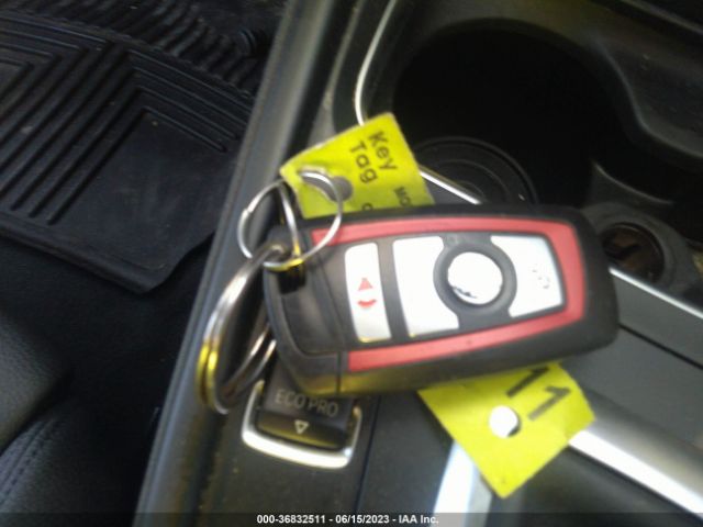 WBA8D9G34HNU64612 BMW 3 Series 330i Xdrive