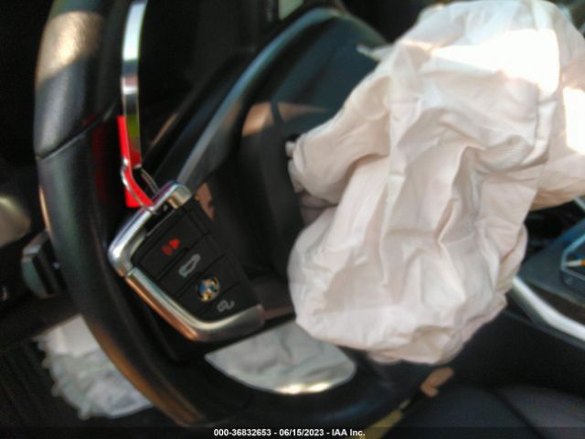 3MW5R1J04L8B21024 BMW 3 Series 330i