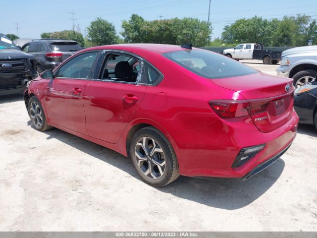 3KPF24AD4ME266583 KIA Forte Lxs