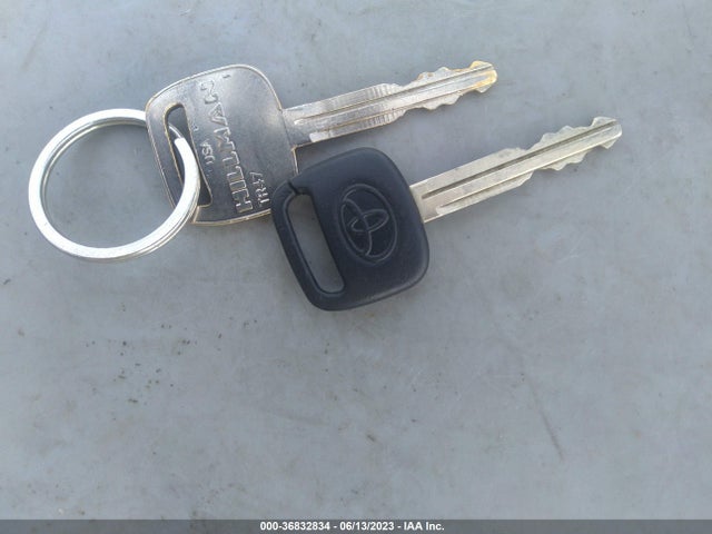 1998 TOYOTA TACOMA VIN: 4TAWN72N3WZ009949