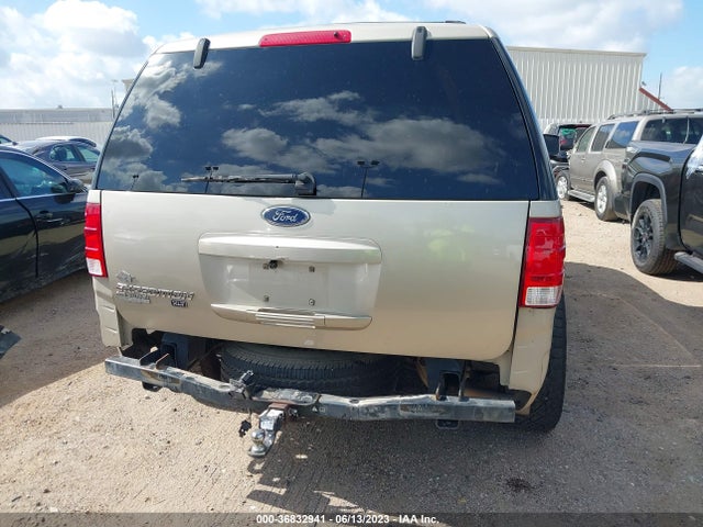 2004 FORD EXPEDITION SPECIAL SERVICE/XLT VIN: 1FMPU16L04LB20567