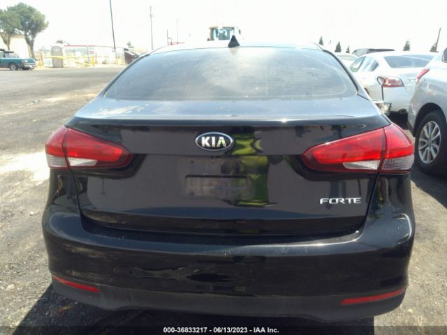 3KPFL4A73JE243671 KIA FORTE LX