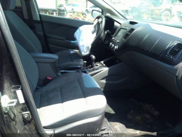 3KPFL4A73JE243671 KIA FORTE LX