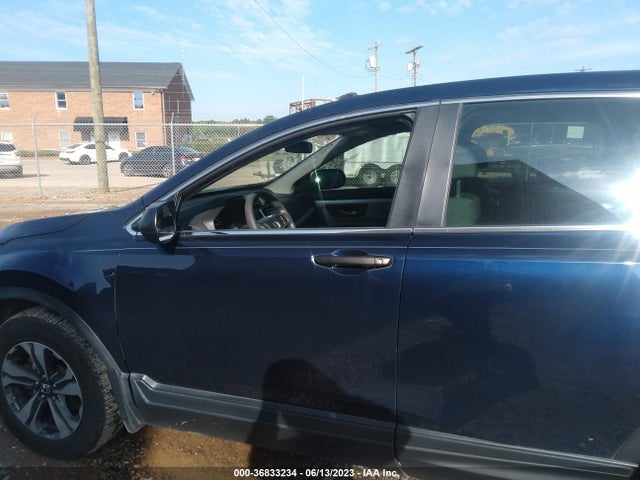 Honda CR-V LX 2018 2HKRW5H34JH421869 Image 14