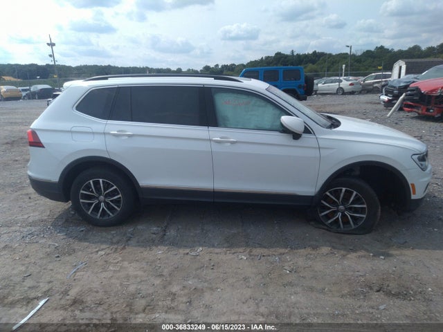 2018 VOLKSWAGEN TIGUAN SE VIN: 3VV2B7AX4JM216912