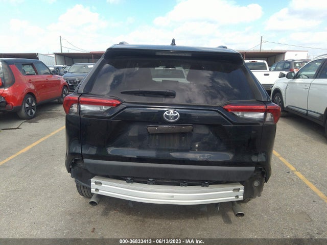 Toyota RAV4 LE 2019 JTMH1RFV6KD509948 Image 8