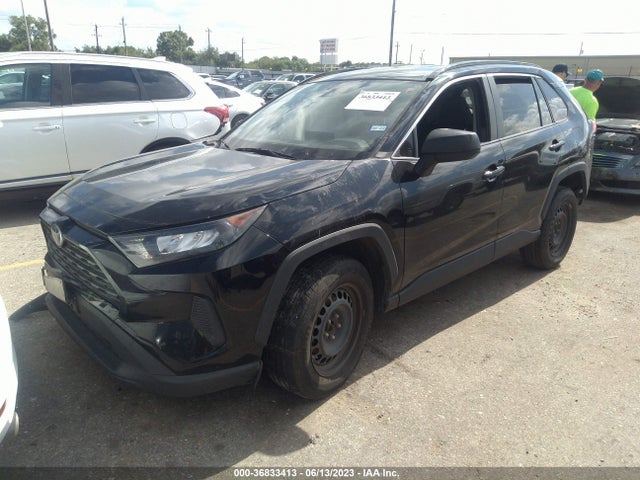 Toyota RAV4 LE 2019 JTMH1RFV6KD509948 Image 2