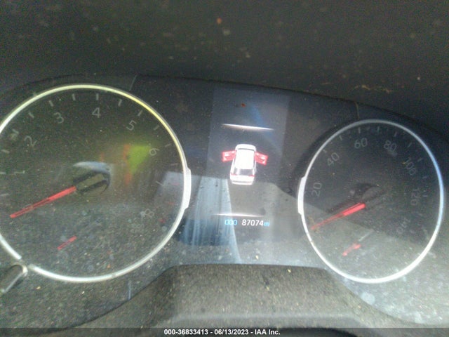 Toyota RAV4 LE 2019 JTMH1RFV6KD509948 Image 13