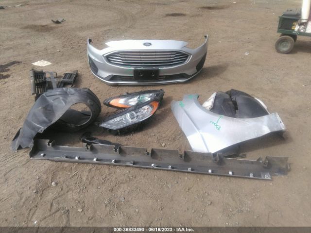 3FA6P0LU1KR206781 Ford Fusion Hybrid Se
