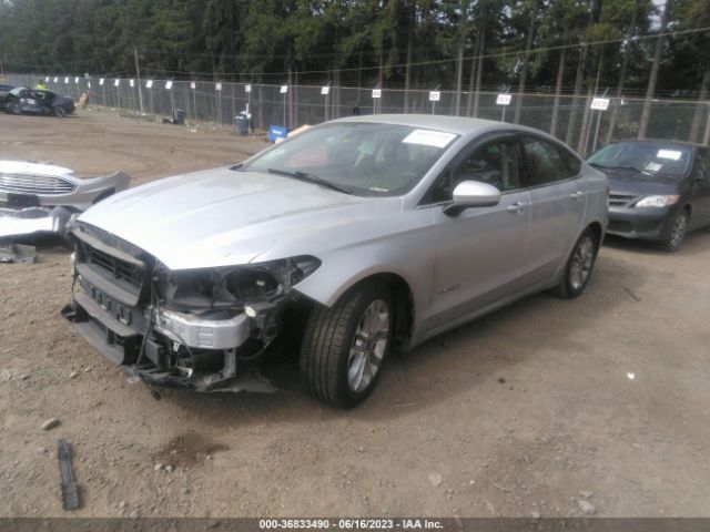 3FA6P0LU1KR206781 Ford Fusion Hybrid Se