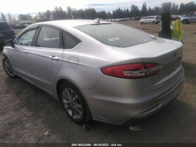 3FA6P0LU1KR206781 Ford Fusion Hybrid Se