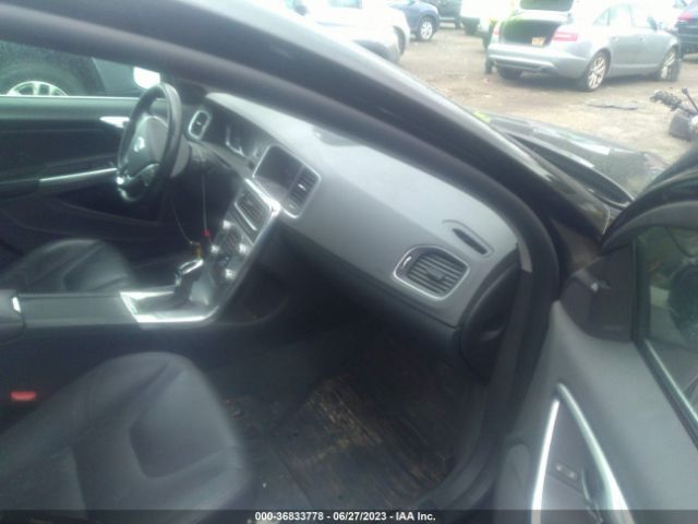 LYV402HMXJB168477 Volvo S60 Inscription Platinum