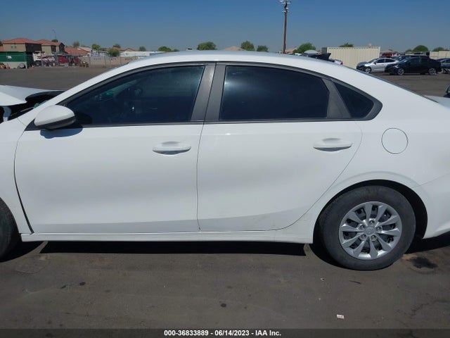 KIA FORTE FE 2021 3KPF24AD5ME323146 Image 15