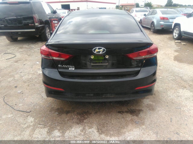 Hyundai ELANTRA SE 2018 5NPD74LF9JH214641 Image 8