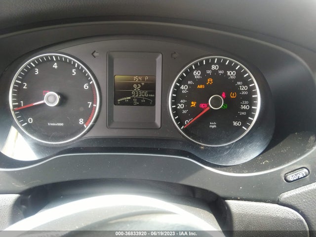 2013 VOLKSWAGEN JETTA SEDAN SE VIN: 3VWDP7AJ3DM395661