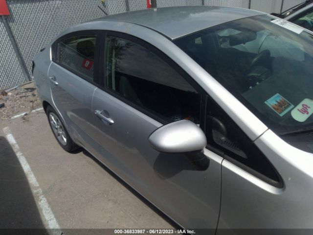 KNADM4A31G6643256 KIA RIO LX