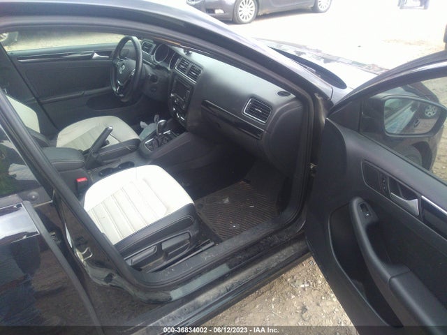 3VWD17AJ9FM211442 Volkswagen Jetta Sedan 1.8t Sport