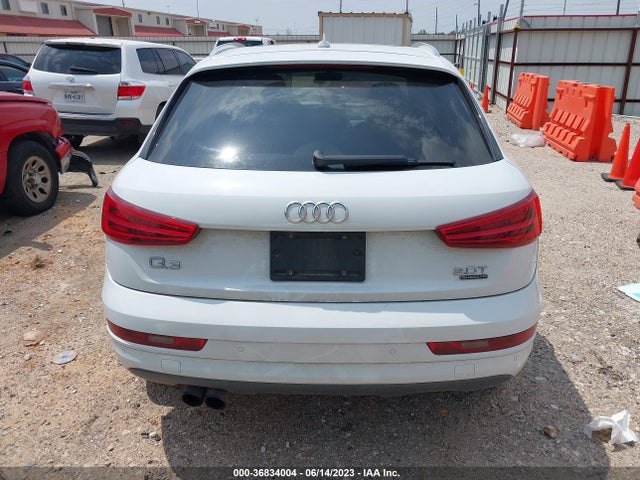 WA1JCCFSXHR002359 Audi Q3 Premium Plus