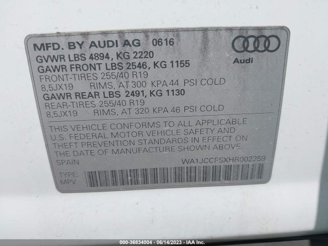 WA1JCCFSXHR002359 Audi Q3 Premium Plus