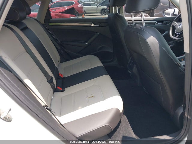 1VWMA7A38LC024370 Volkswagen Passat 2.0t R-line