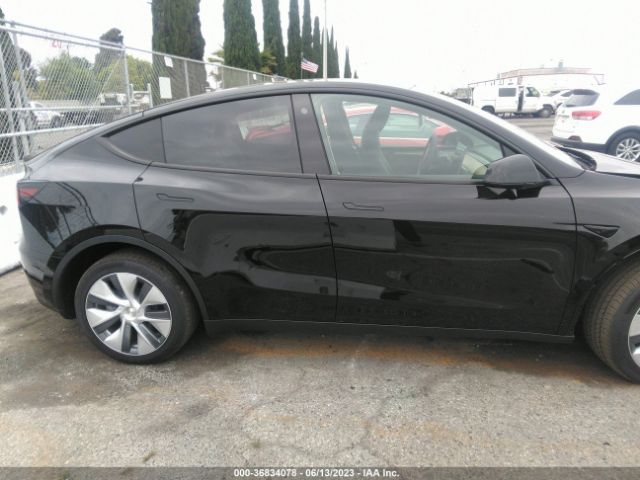 7SAYGDEE8PA106881 Tesla Model Y Long Range