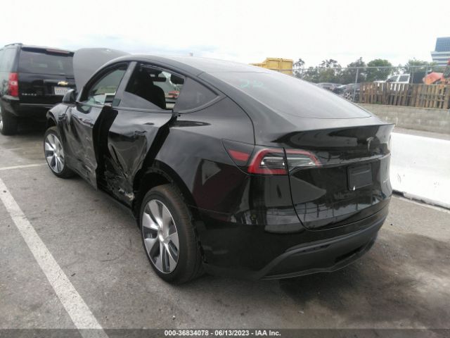 7SAYGDEE8PA106881 Tesla Model Y Long Range