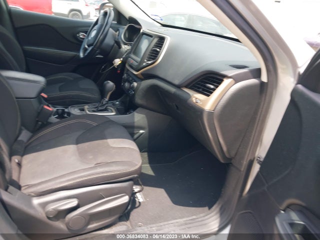 1C4PJMCSXFW756599 Jeep Cherokee Latitude