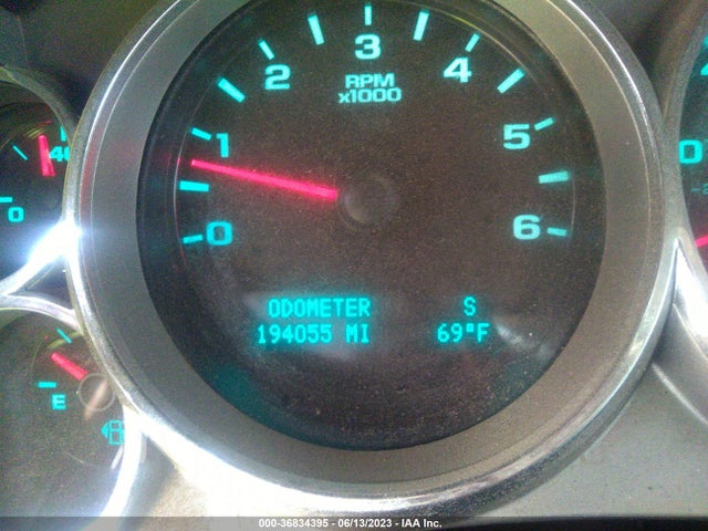 2011 CHEVROLET SILVERADO 1500 LT VIN: 1GCRCSE01BZ317612