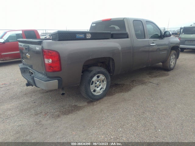 2011 CHEVROLET SILVERADO 1500 LT VIN: 1GCRCSE01BZ317612