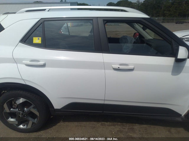 2021 HYUNDAI VENUE SEL VIN: KMHRC8A37MU084169