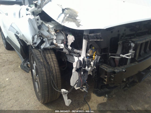 2021 HYUNDAI VENUE SEL VIN: KMHRC8A37MU084169