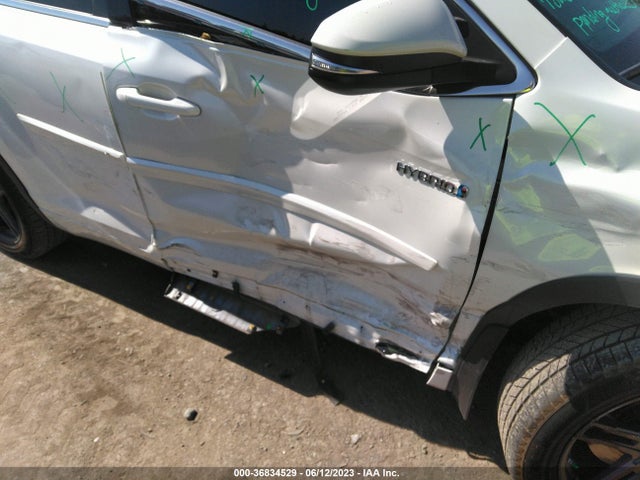 2016 Toyota Highlander, VIN: 5TDDCRFH7GS018402