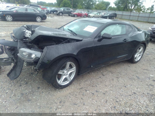 Chevrolet Camaro 1lt 2018 1G1FB1RXXJ0157894 Image 2