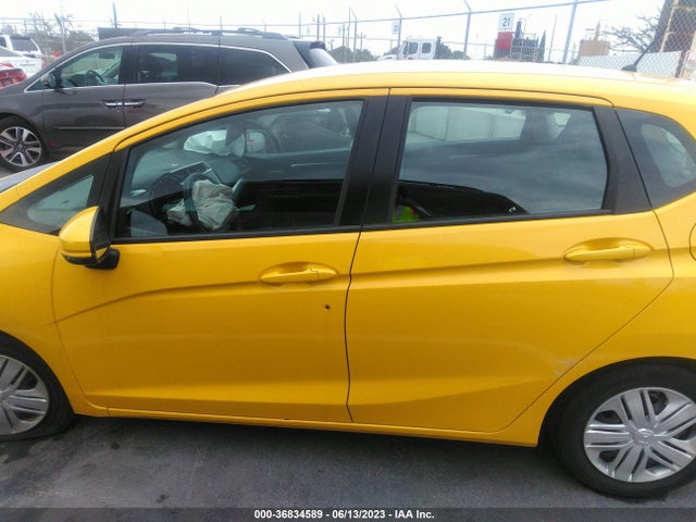 Honda FIT LX 2018 3HGGK5H4XJM733105 Image 14