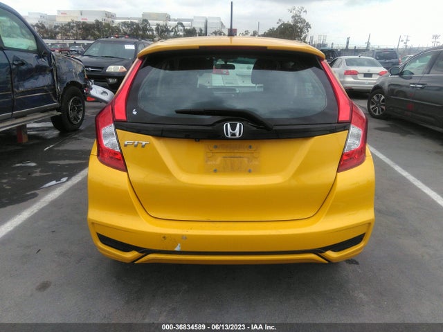 Honda FIT LX 2018 3HGGK5H4XJM733105 Image 16
