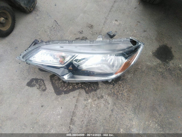 Honda FIT LX 2018 3HGGK5H4XJM733105 Image 11
