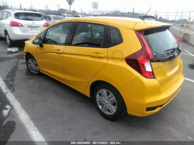 Honda FIT LX 2018 3HGGK5H4XJM733105 Image 3