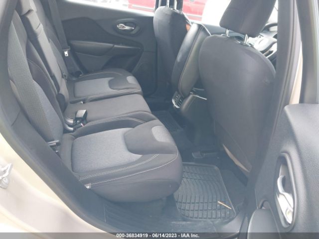 1C4PJLAB2EW226185 Jeep Cherokee Sport