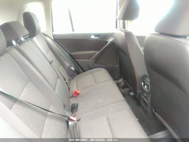 WVGBV7AX8JK003387 Volkswagen Tiguan Limited 2.0t